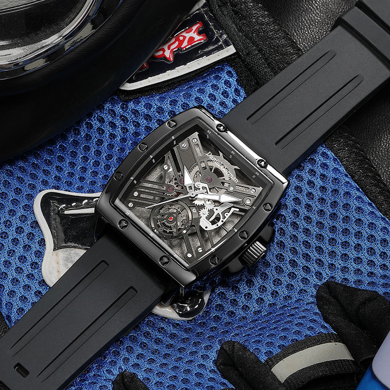 Peinahai стартира нов Invisible S Brabus Blue Shadow Edition Wristwatch